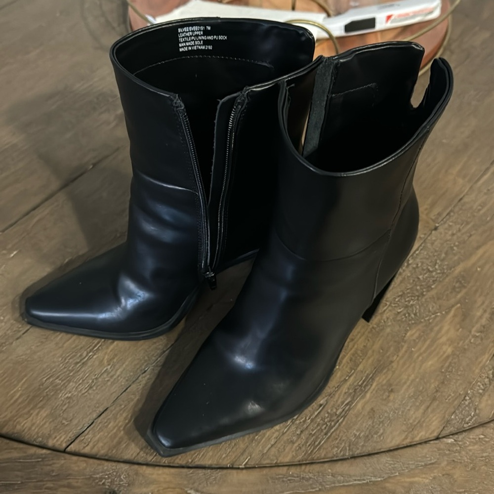 Steve Madden Boots